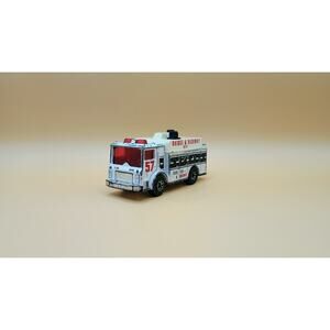 Vintage Matchbox 1996 Mack Auxiliary Power Truck MB229 Bridge & Highway white